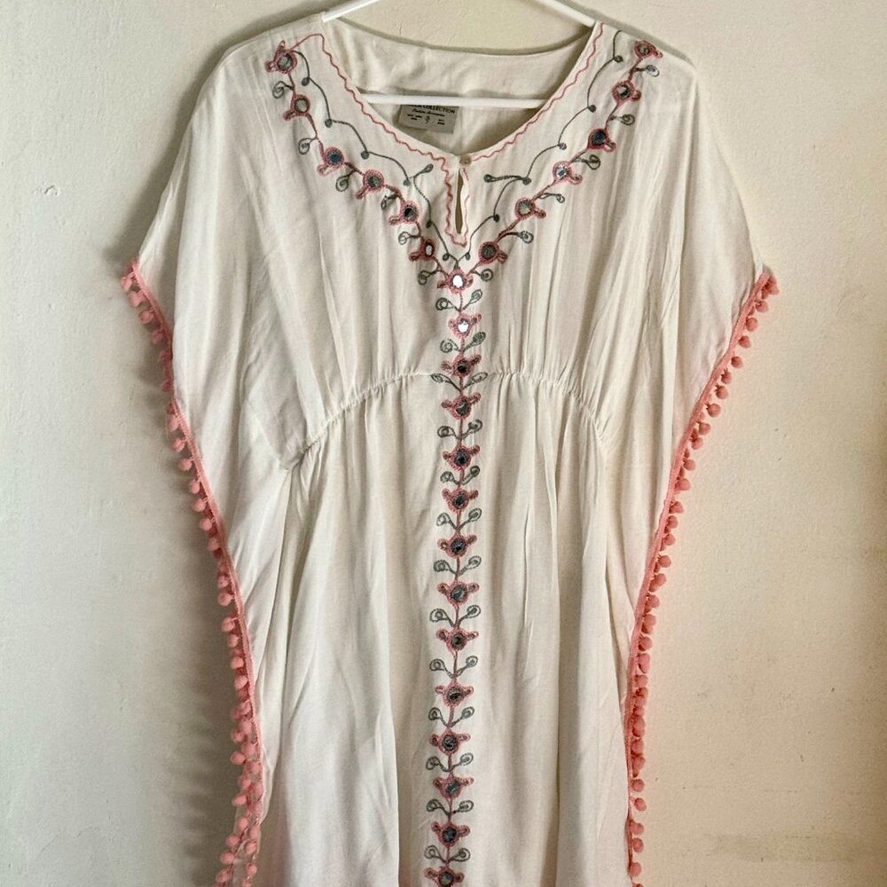Lulla Collection Embroidered Tunic size L